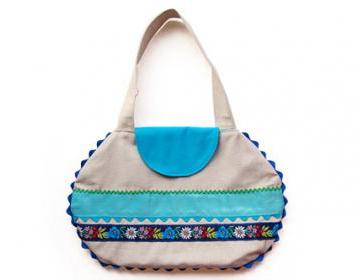 Linen bag with blue appliqu&Atilde;&copy; ribbons